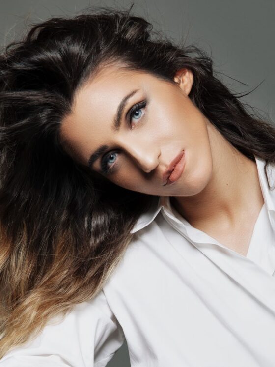 Capelli secchi, cosa fare per idratarli | Colorami Magazine