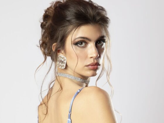 Acconciature sposa romantiche primavera 2025 | Colorami Magazine