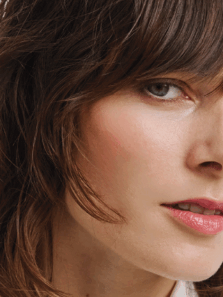 Effortless look, come realizzarlo con le creme di styling capelli | Colorami Magazine