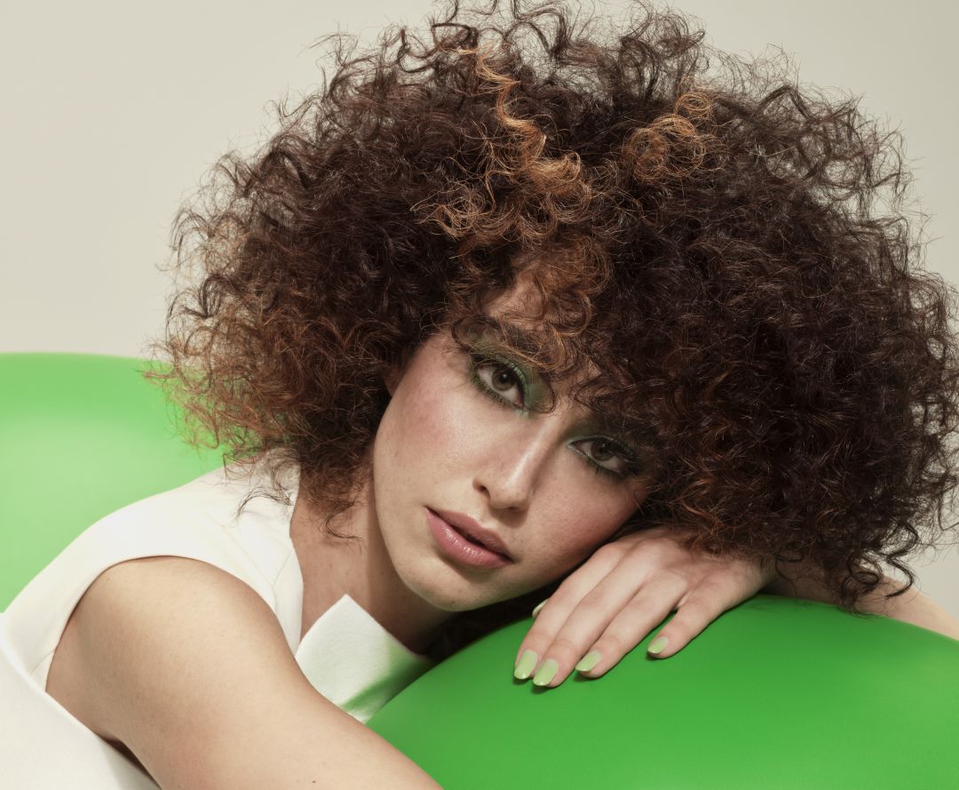 tagli per capelli ricci e mossi dell'estate 2025