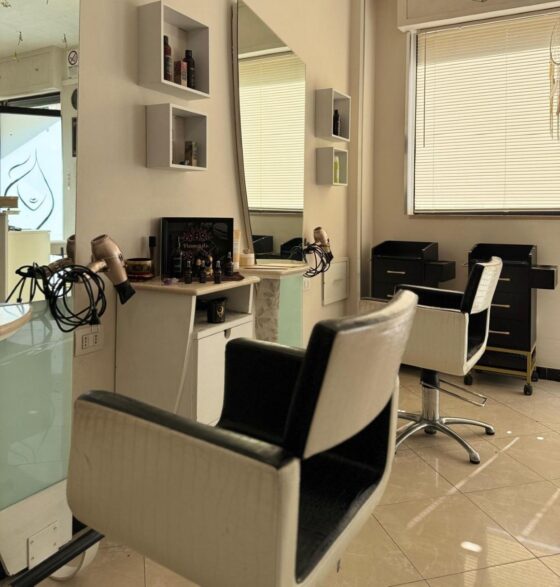Dal parrucchiere, i trattamenti capelli antistress | Colorami Magazine