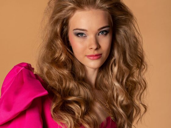Guida ai tagli per capelli fini estate 2025 | Colorami Magazine