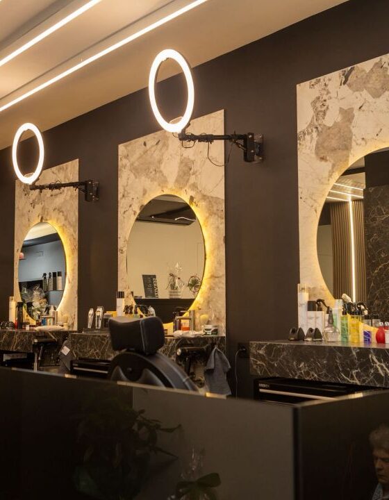 Dal barbiere, apre a Napoli Francesco Viro Hair Studio | Colorami Magazine
