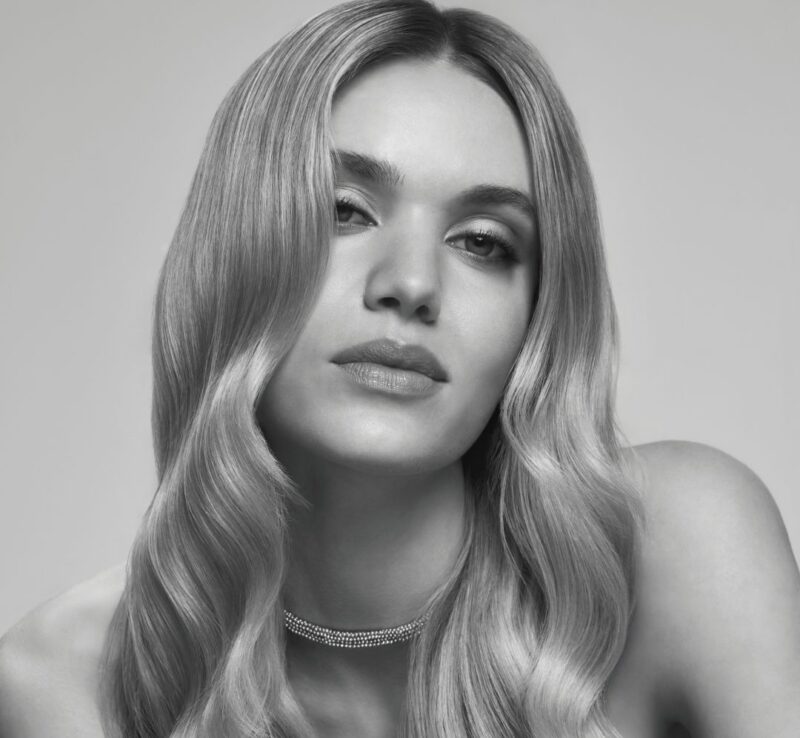 Haircare layering, con Lights Co sovrapponi siero e maschera | Colorami Magazine