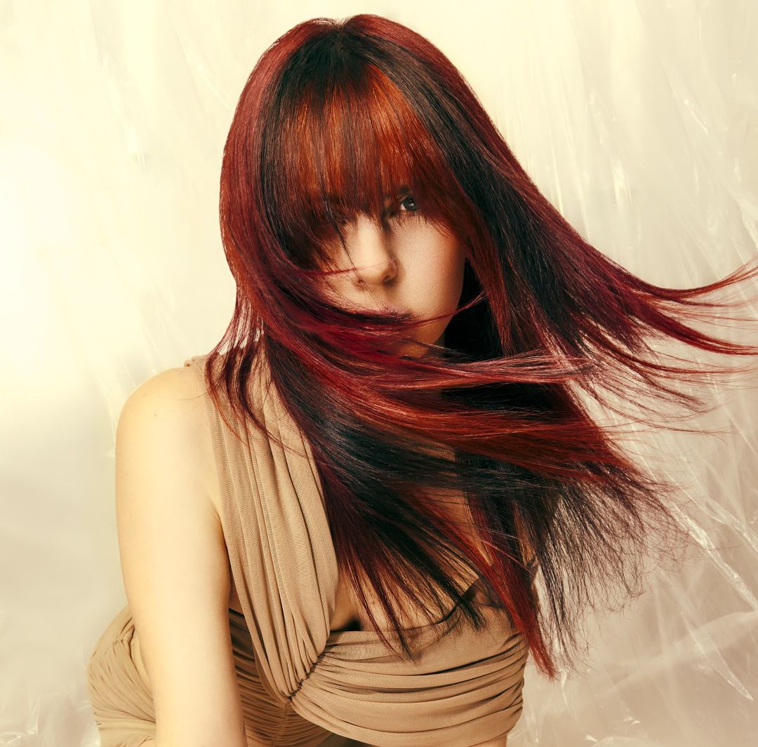 capelli lunghi con frangia