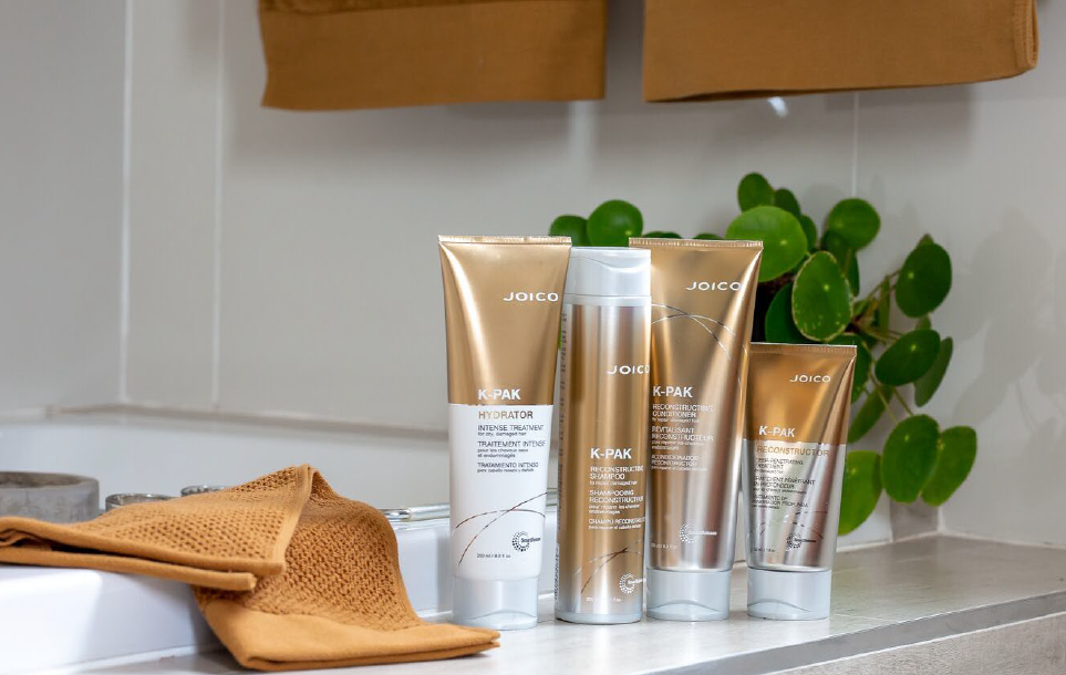 trattamento di ricostruzione capelli al rientro dalle vacanze K-Pak di JOICO